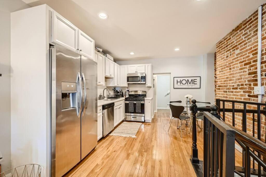 Trendy Spot In Downtown Baltimore/Fellspoint Екстериор снимка